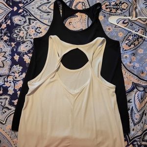 Zyia twist tank